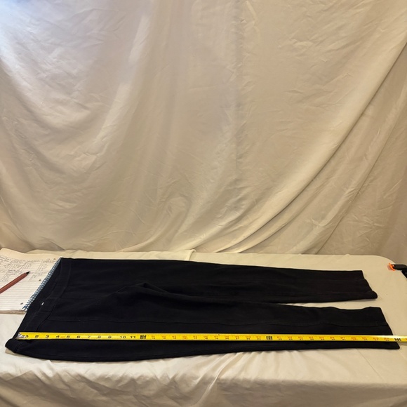 Isaac Mizrahi Live! Pull On Legging/Jeans with Pockets Black Size 6 RN81893 - Picture 6 of 10